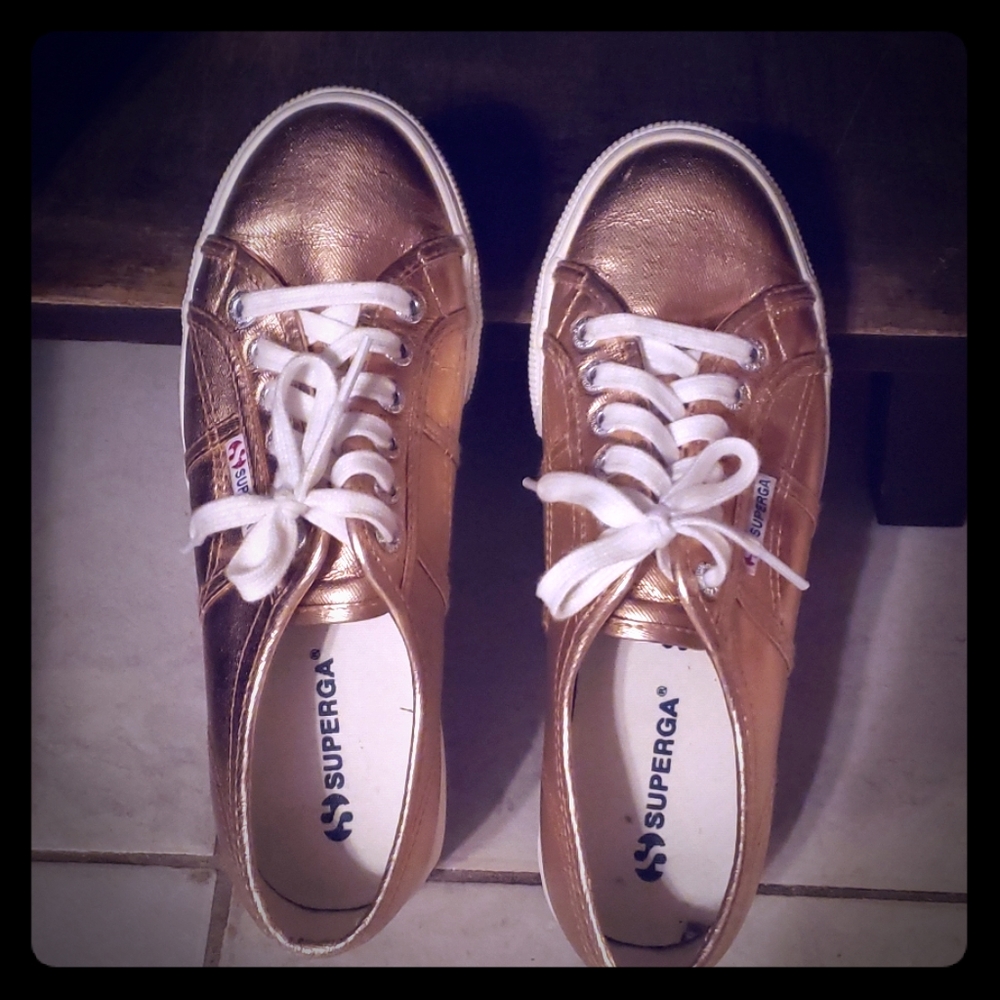 SUPERGA Metallic Rose Gold Platform Sneakers